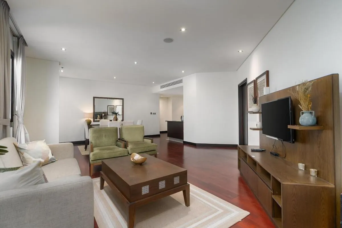 Burj & Ocean View King 2 Bedroom Apartment In Anantara Resort Dubai