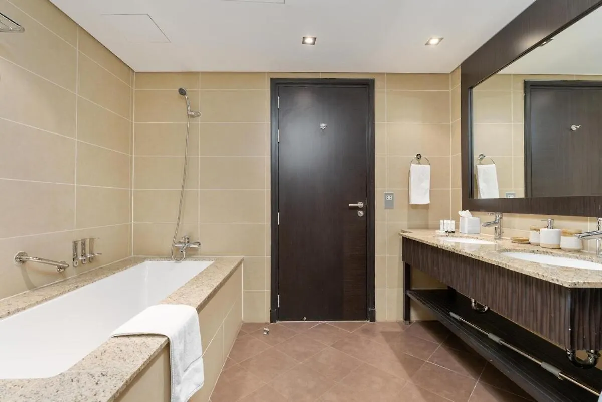 Burj & Ocean View King 2 Bedroom Apartment In Anantara Resort Dubai