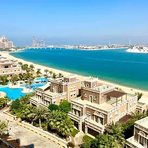 Spacious 4 Bd With Amazing Sea View Apartment